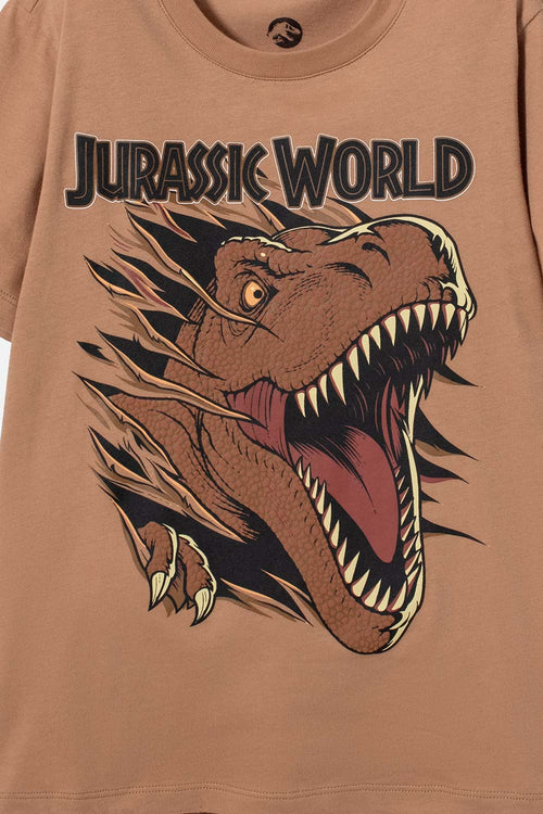 POLERA DE JURASSIC WORLD CAFÉ ESTAMPADA EN FRENTE PARA NIÑO