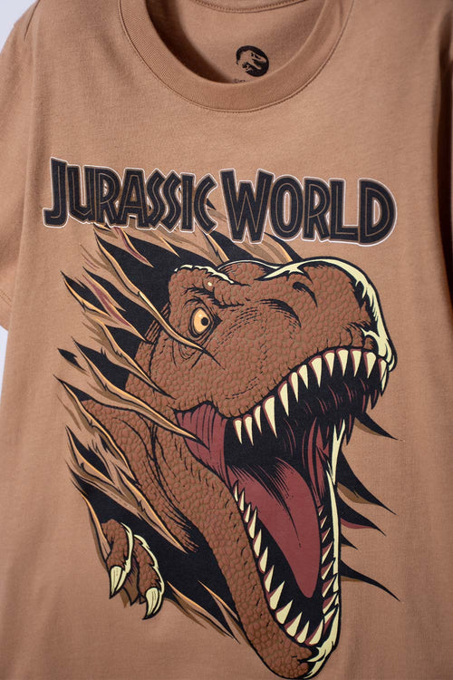 POLERA DE JURASSIC WORLD CAFÉ ESTAMPADA EN FRENTE PARA NIÑO