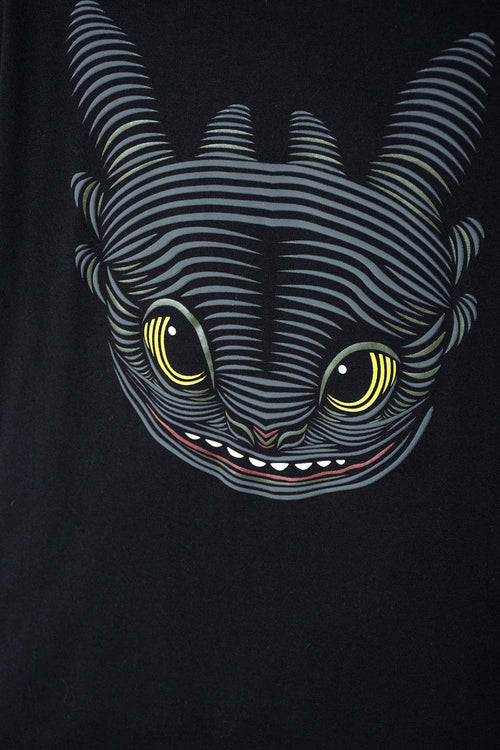 POLERA CÓMO ENTRENAR A TU DRAGÓN NEGRA MANGA CORTA PARA NIÑO
