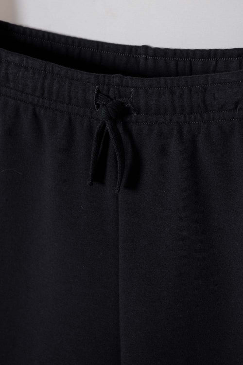 CONJUNTO DE JURASSIC WORLD CON BERMUDA MULTICOLOR PARA NIÑO