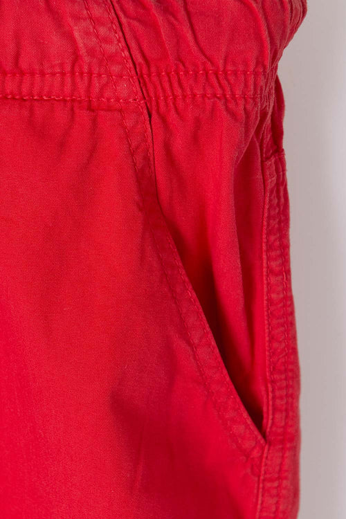 BERMUDA MIC CON CORDÓN AJUSTABLE ROJA PARA NIÑO