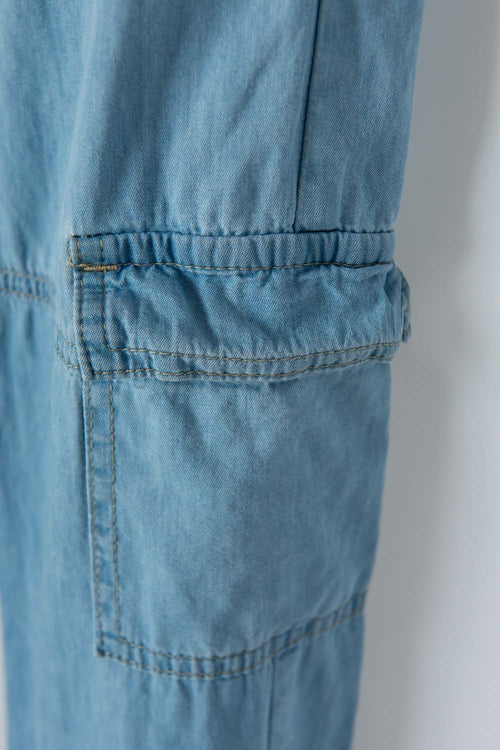 JOGGER DE MIC CON CORDÓN AZUL CLARO PARA NIÑA