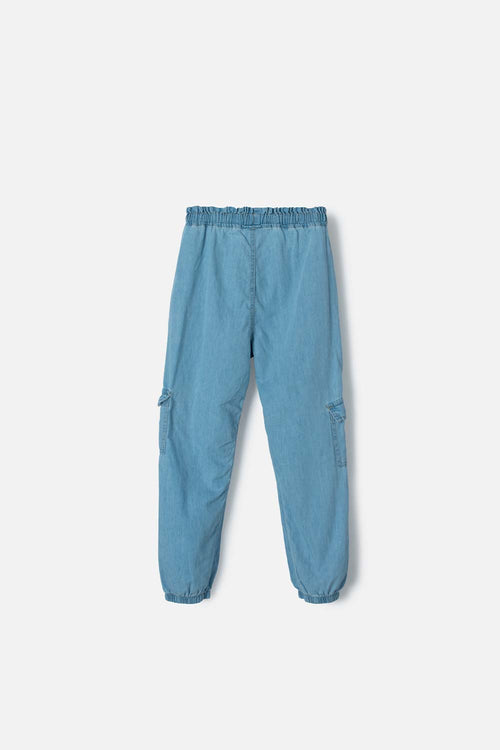 JOGGER DE MIC CON CORDÓN AZUL CLARO PARA NIÑA