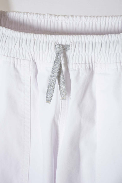 JOGGER DE MIC CON CORDÓN BLANCO PARA NIÑA