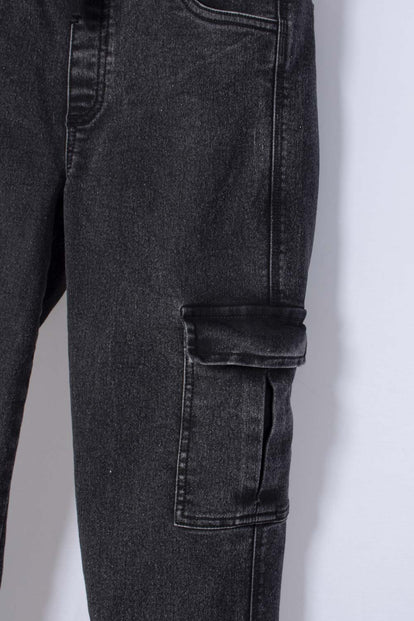 JOGGER DE MIC CON BOLSILLOS NEGRO PARA NIÑO