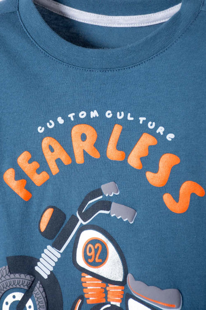 POLERA LITTLEMIC AZUL Y GRIS ESTAMPADA EN FRENTE PARA NIÑO 2T A 5T