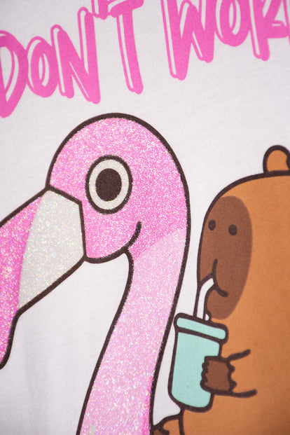 POLERA DE CAPYBARA MARFIL ESTAMPADA EN FRENTE PARA NIÑA