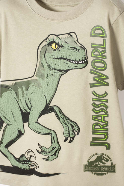POLERA DE JURASSIC WORLD VERDE ESTAMPADA EN FRENTE PARA NIÑO 2T A 5T